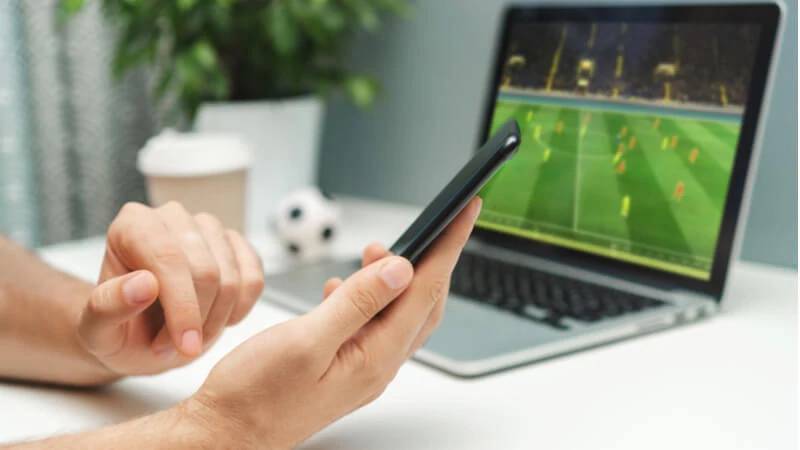 FanDuel vs DraftKings: Which Sportsbook Is Better To Play in 2026?